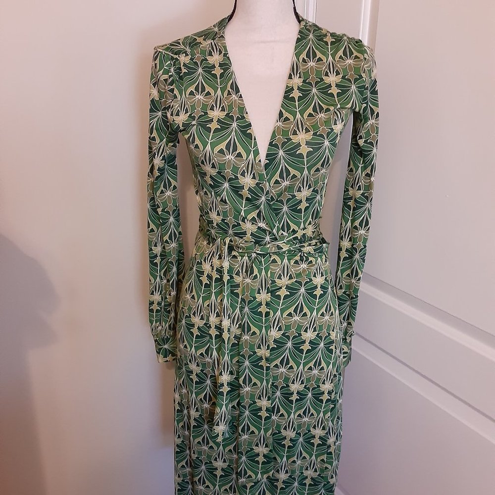Banana Republic Vintage Silk Dress Size Small